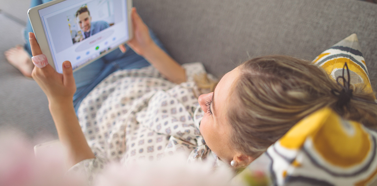 Holiday Gift Guide for Long-Distance Relationships
