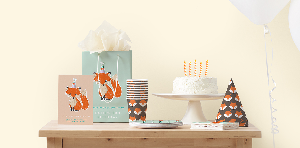 Discover more party supplies for your big event!