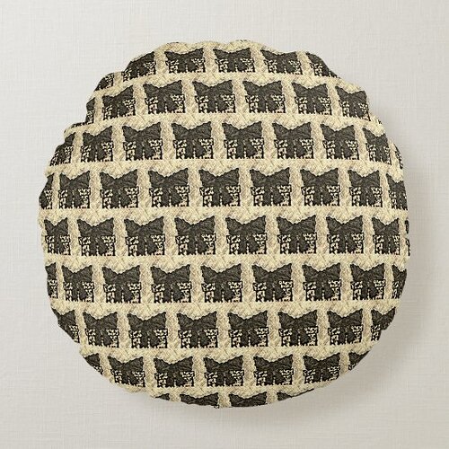 round_throw_pillow-r80b1c91a276b4841affba9ccdc81c30d_z6i0e_540