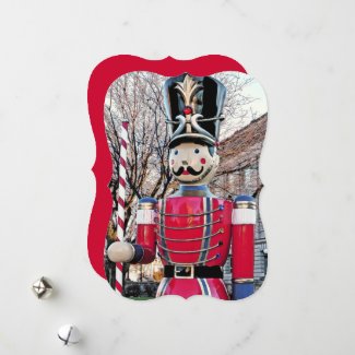 NUTCRACKER/TOY SOLDIER FIGURE/CHRISTMAS DECORATION